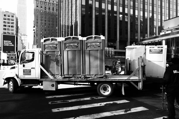 Best Luxury portable toilet rental  in Fayetteville, AR